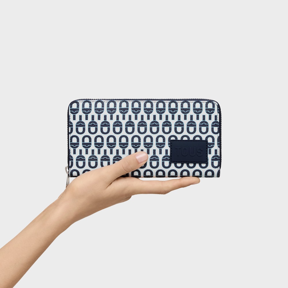 &Pi;&omicron;&rho;&tau;&omicron;&phi;ό&lambda;&iota; TOUS MANIFESTO Essence &sigma;&epsilon; &mu;&pi;&lambda;&epsilon; &mu;&alpha;&rho;έ&nu; &chi;&rho;ώ&mu;&alpha;