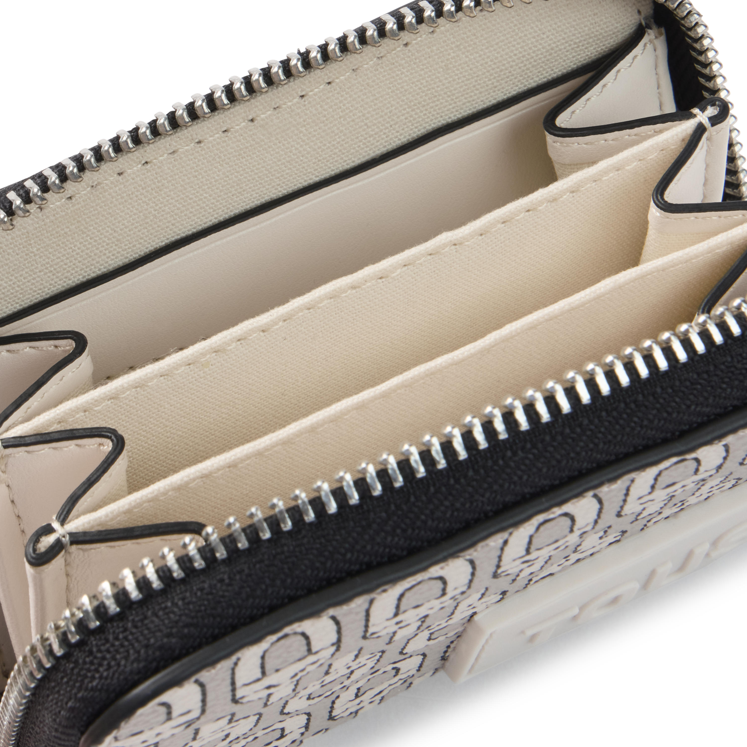 Beige Change purse TOUS MANIFESTO Essence