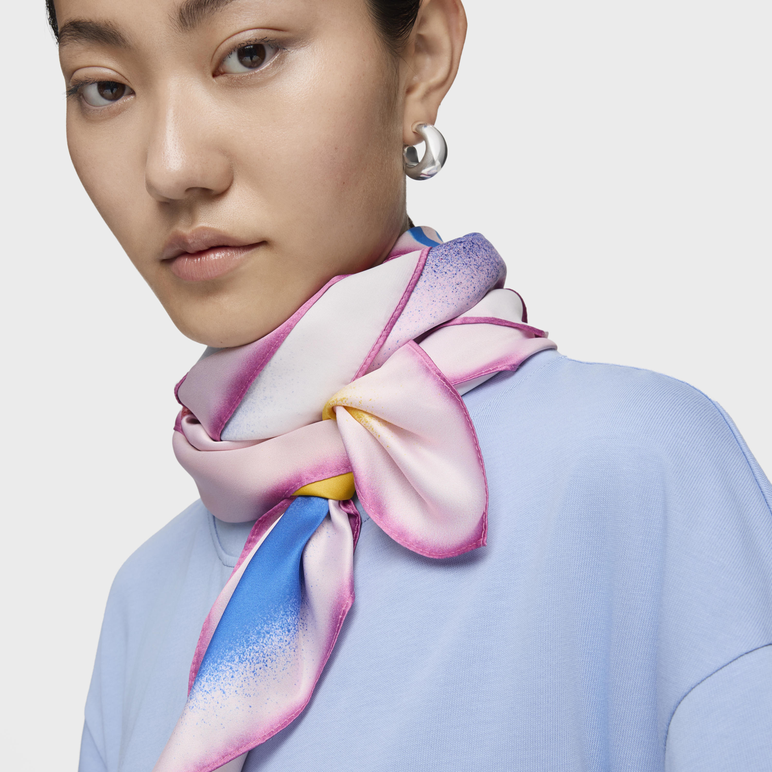 Pale pink square Scarf TOUS Motif Flower