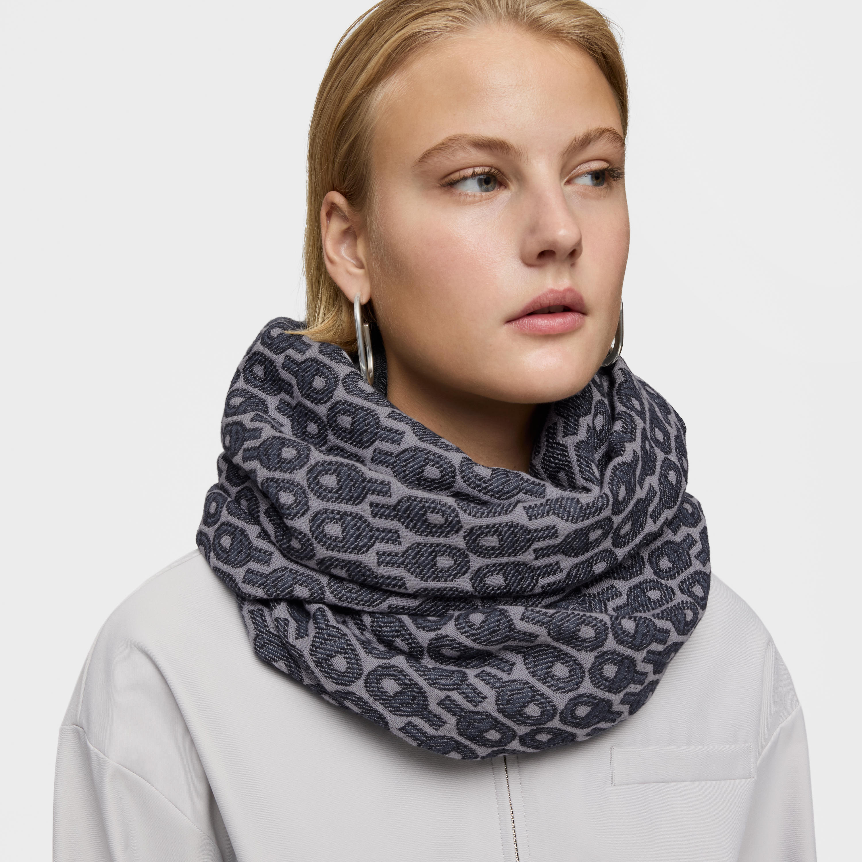 Dark gray Foulard TOUS MANIFESTO Essence