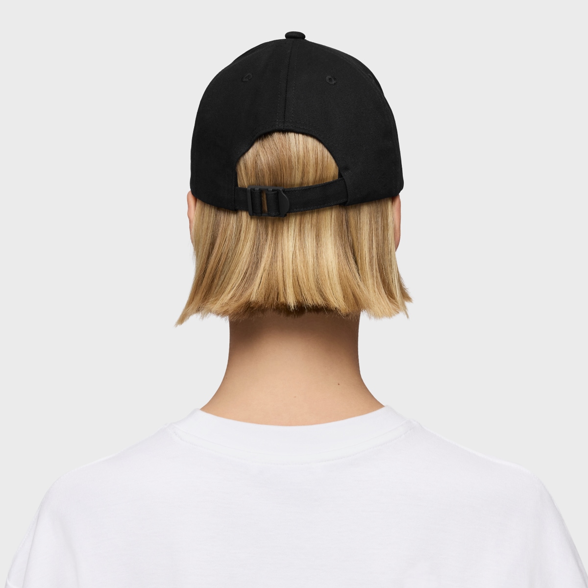 Gorra negra TOUS Logo Metal