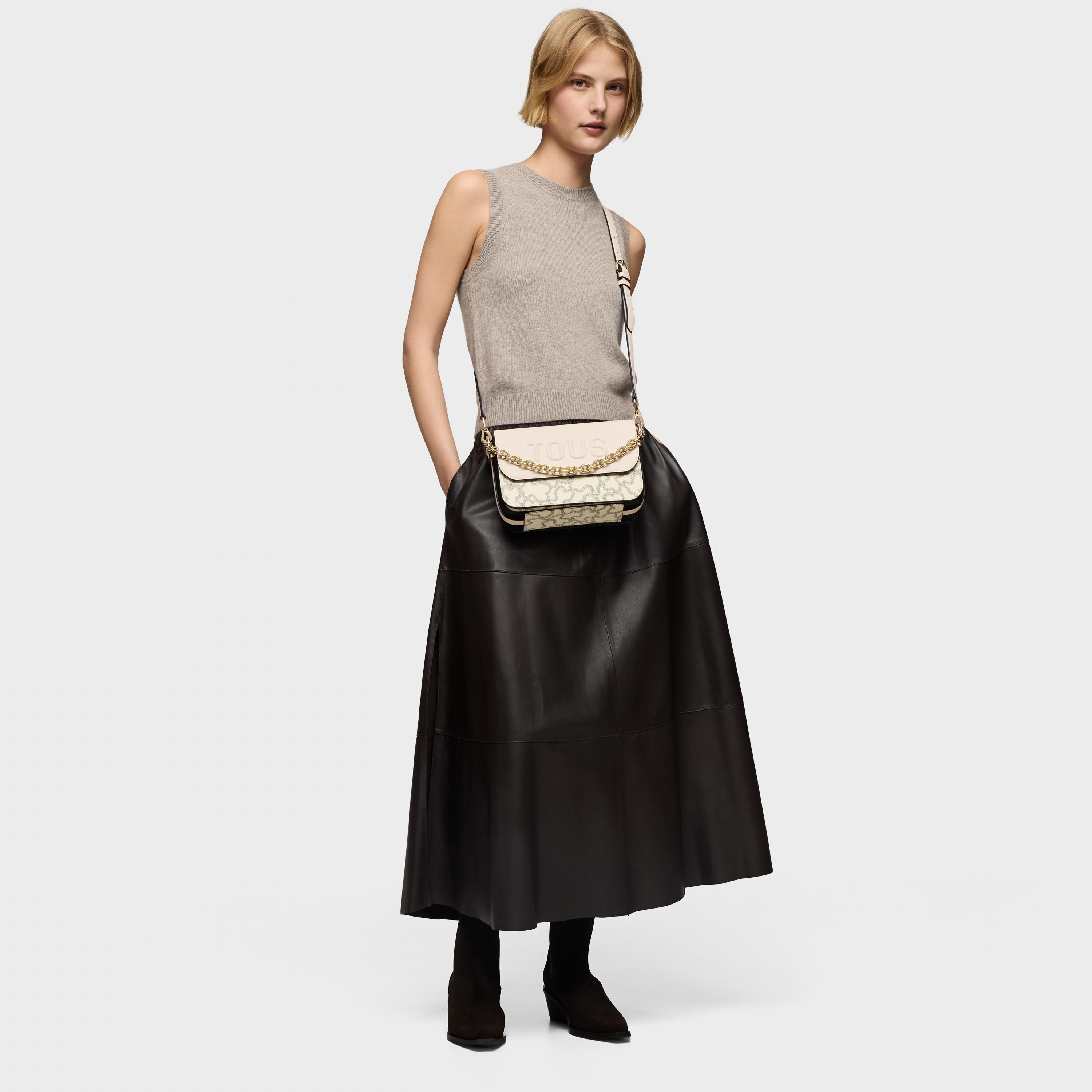 Medium black and beige chain Crossbody bag Kaos Icon