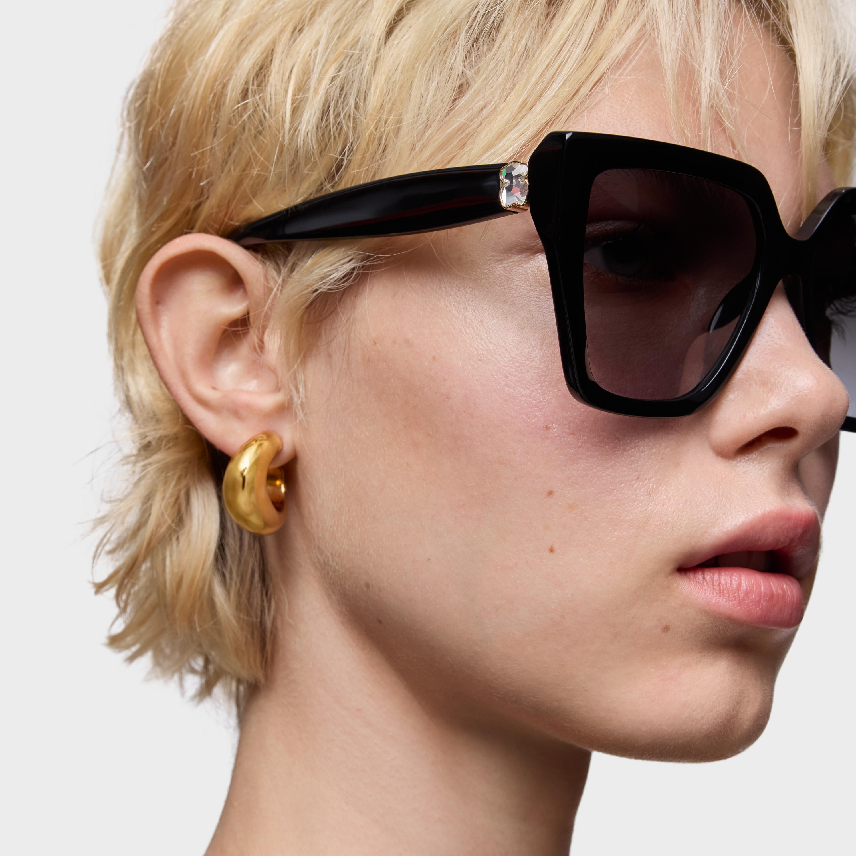 Black Sunglasses TOUS Square Icon