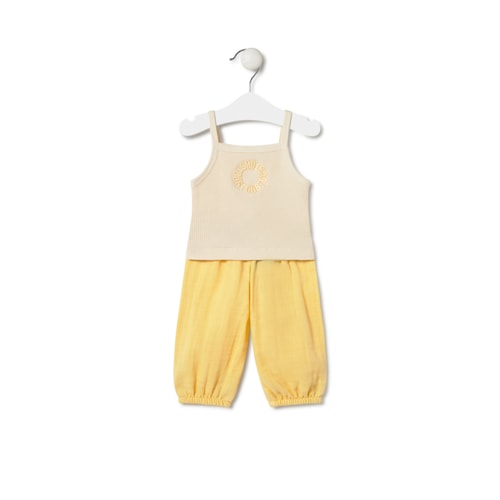 Baby girls outfit in Classic yellow