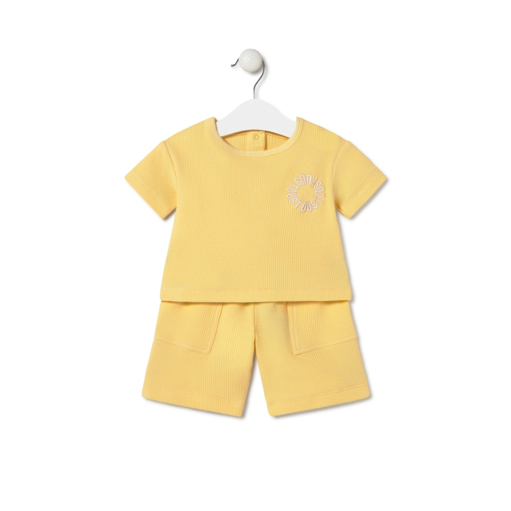 Baby boys outfit in Classic yellow