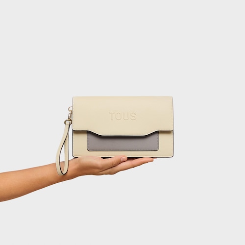 Clutch beige y gris Audree Saffiano