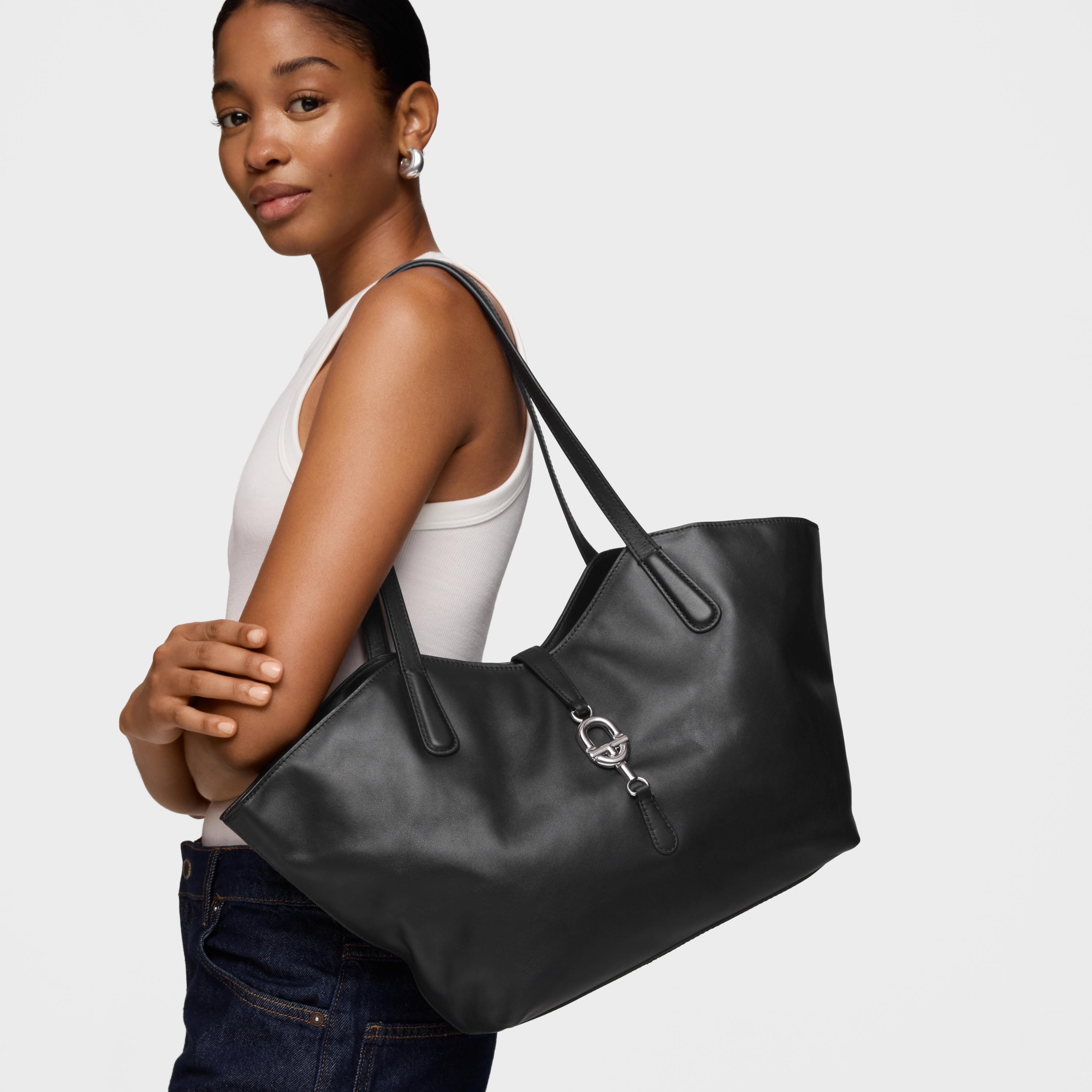 Medium black leather Tote bag TOUS MANIFESTO