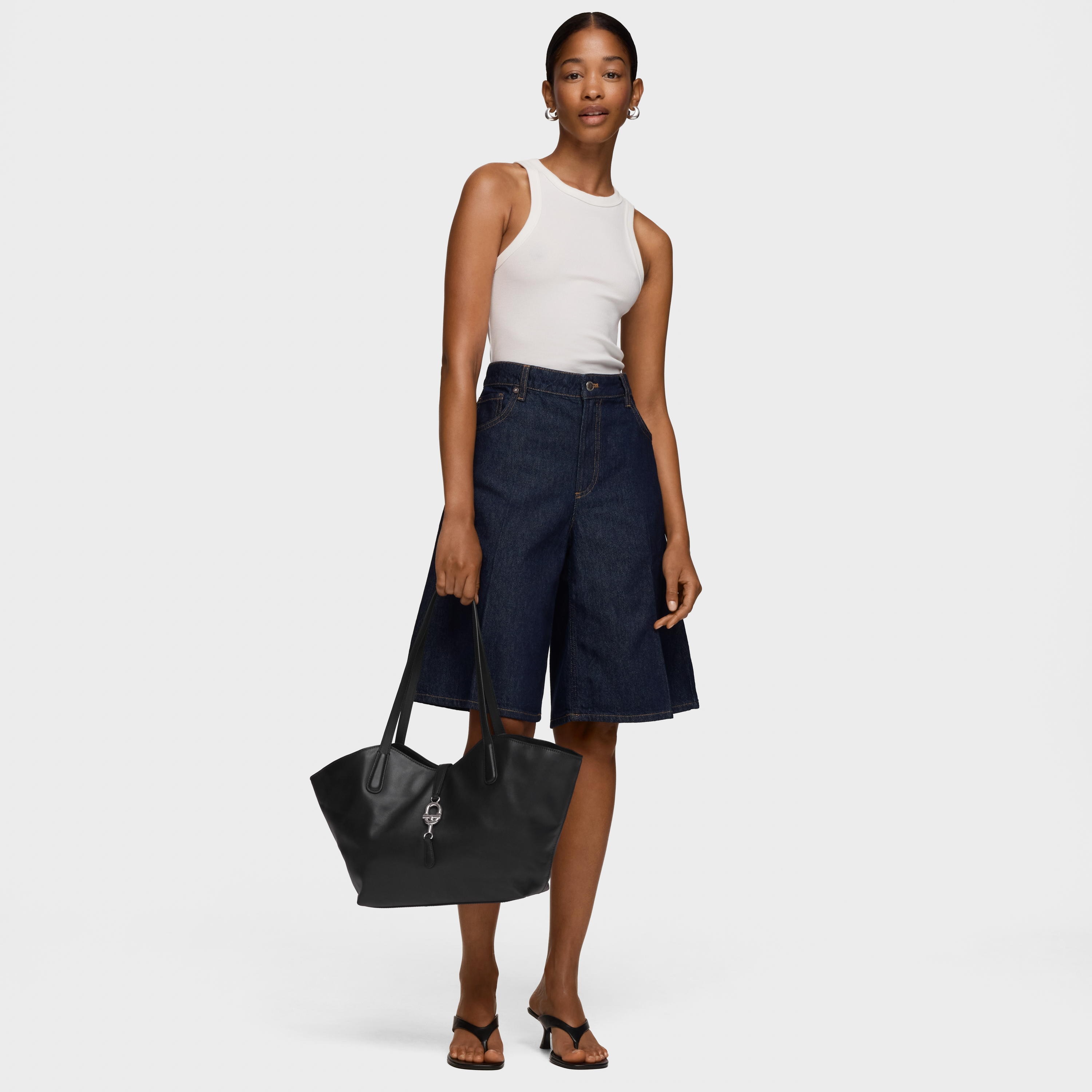 Medium black leather Tote bag TOUS MANIFESTO