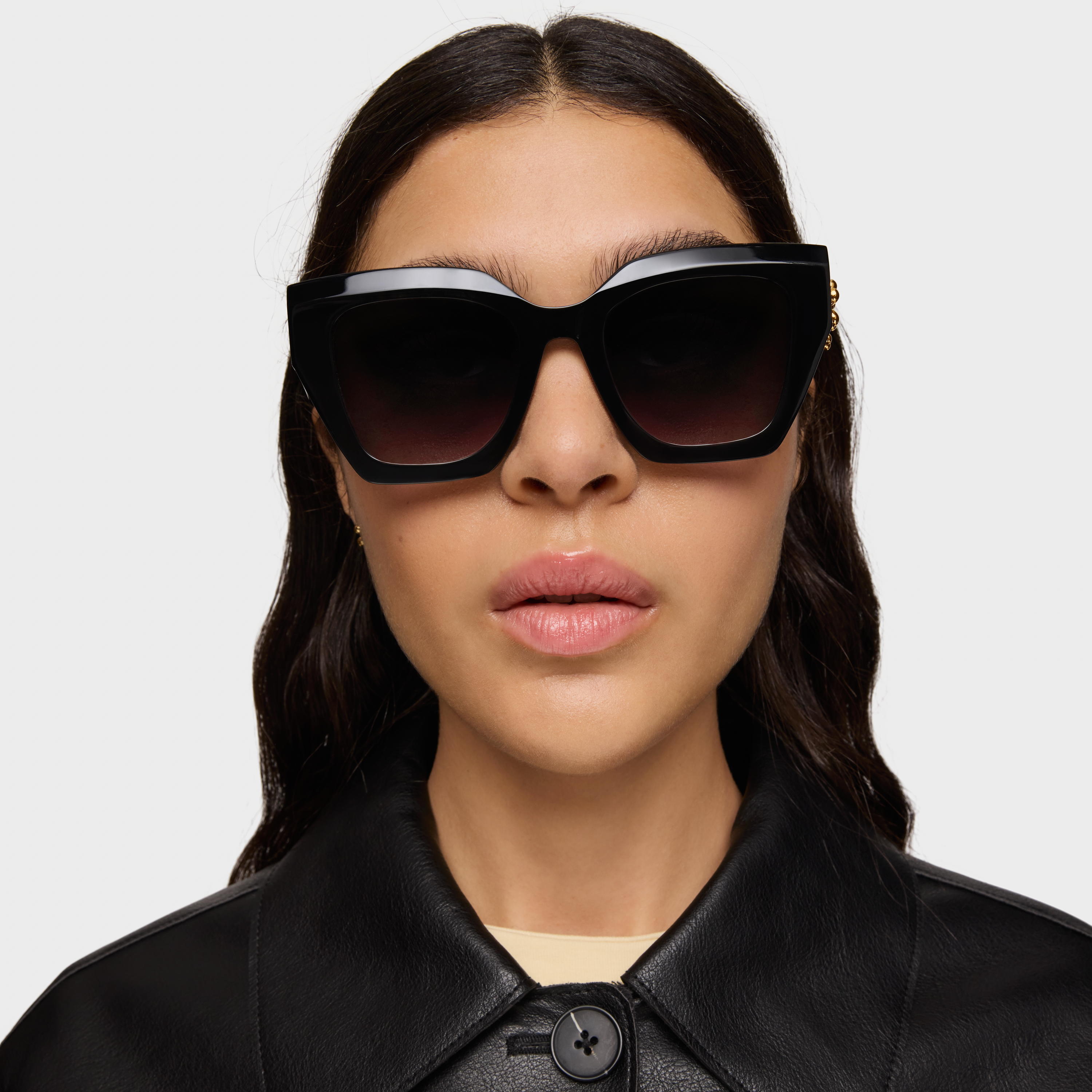 Black Sunglasses TOUS Daisy