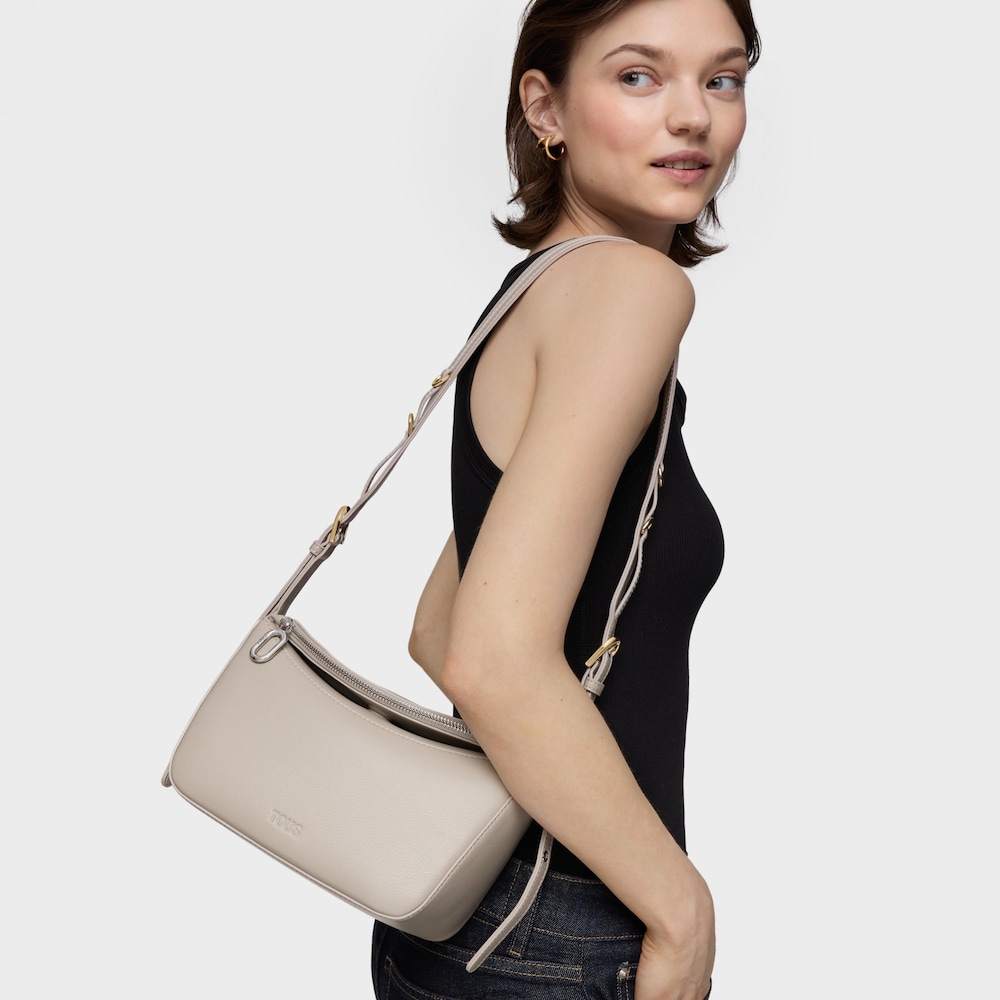 Stredne veľk&aacute; siv&aacute; crossbody kabelka TOUS City