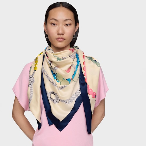 Pañuelo cuadrado azul marino TOUS Manifesto