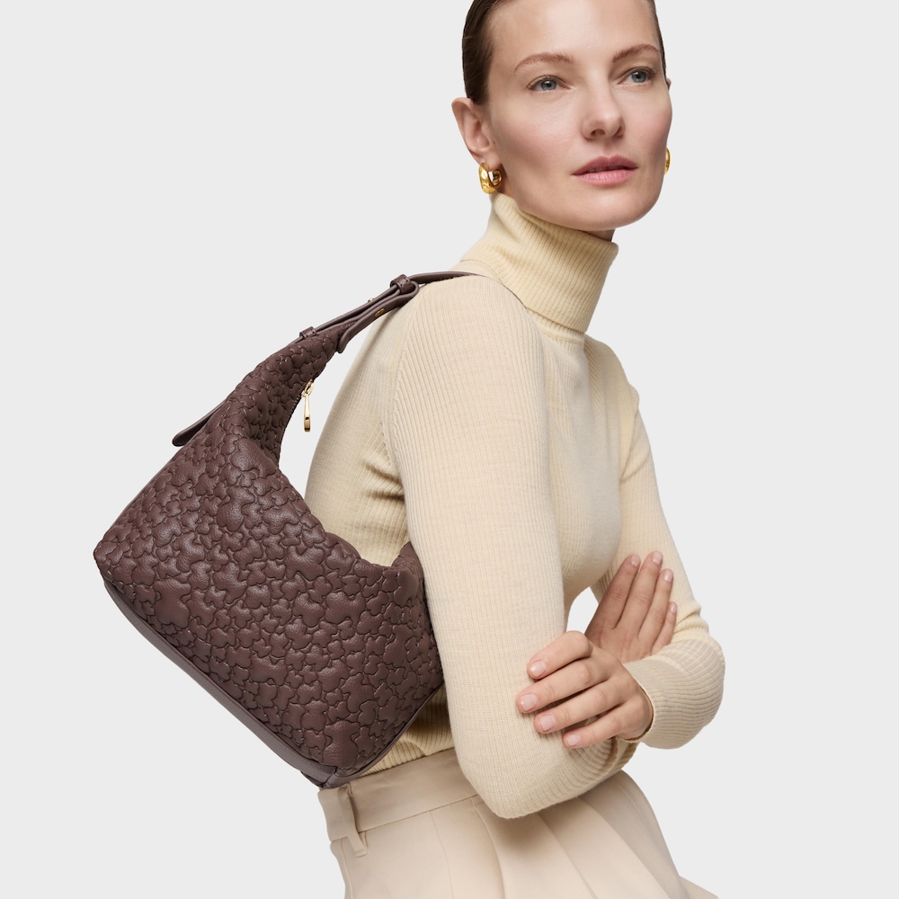 Bossa d&rsquo;espatlla mitjana marr&oacute; TOUS Puffy Bear