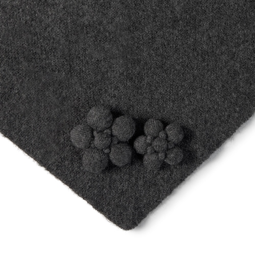 Pañuelo triangular gris oscuro TOUS Daisy