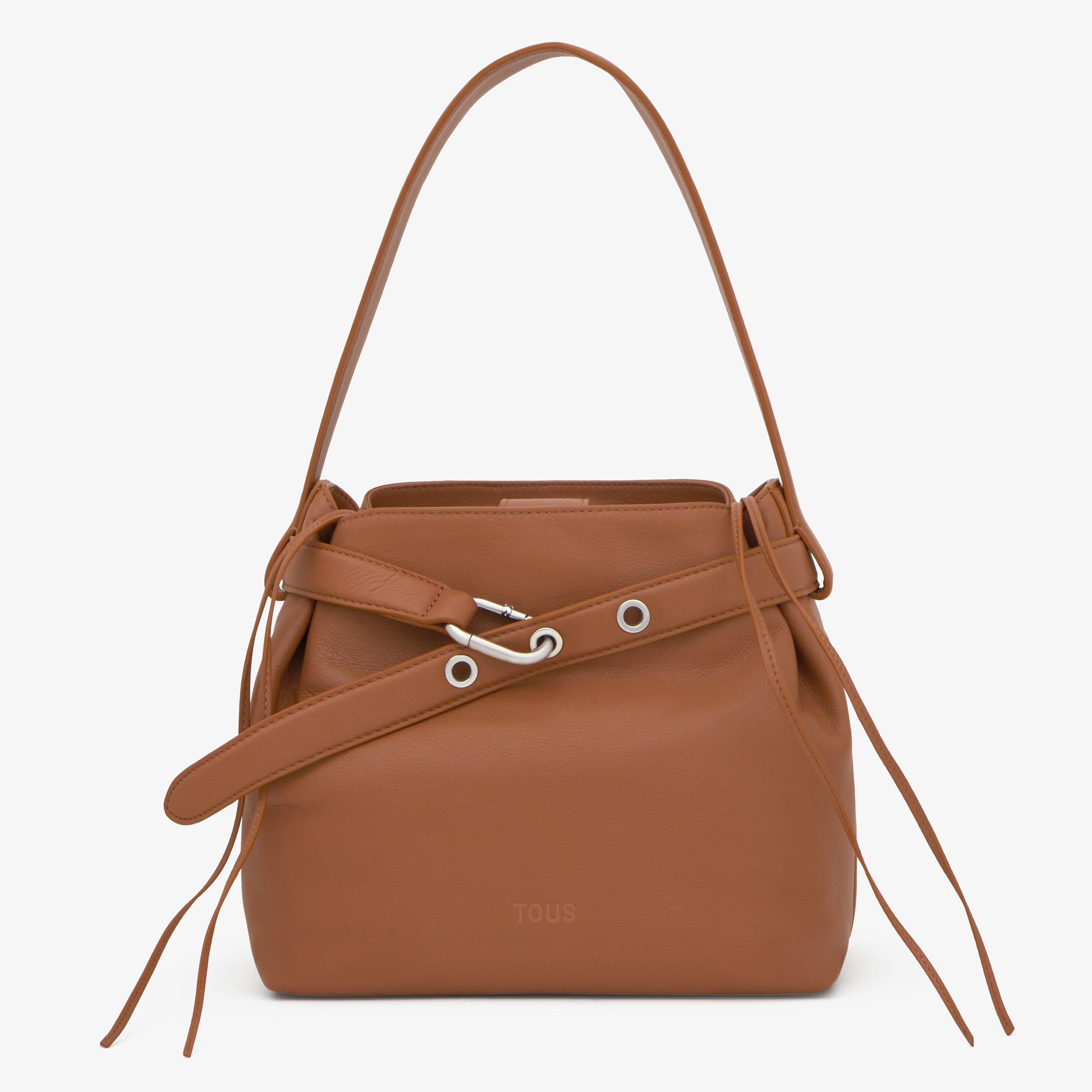 Saca mediana de piel camel TOUS Hold | TOUS