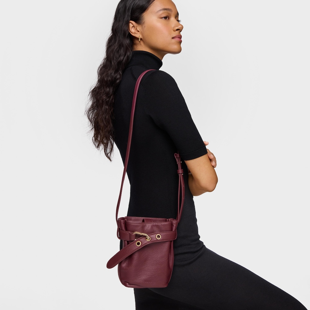 &Eacute;tui pour t&eacute;l&eacute;phone portable &agrave; bandouli&egrave;re bordeaux Tous Hold