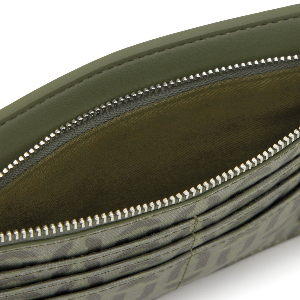 &Mu;&epsilon;&gamma;ά&lambda;&omicron; &pi;&omicron;&rho;&tau;&omicron;&phi;ό&lambda;&iota; TOUS Double Way Manifesto &sigma;&epsilon; &chi;&alpha;&kappa;ί &chi;&rho;ώ&mu;&alpha;