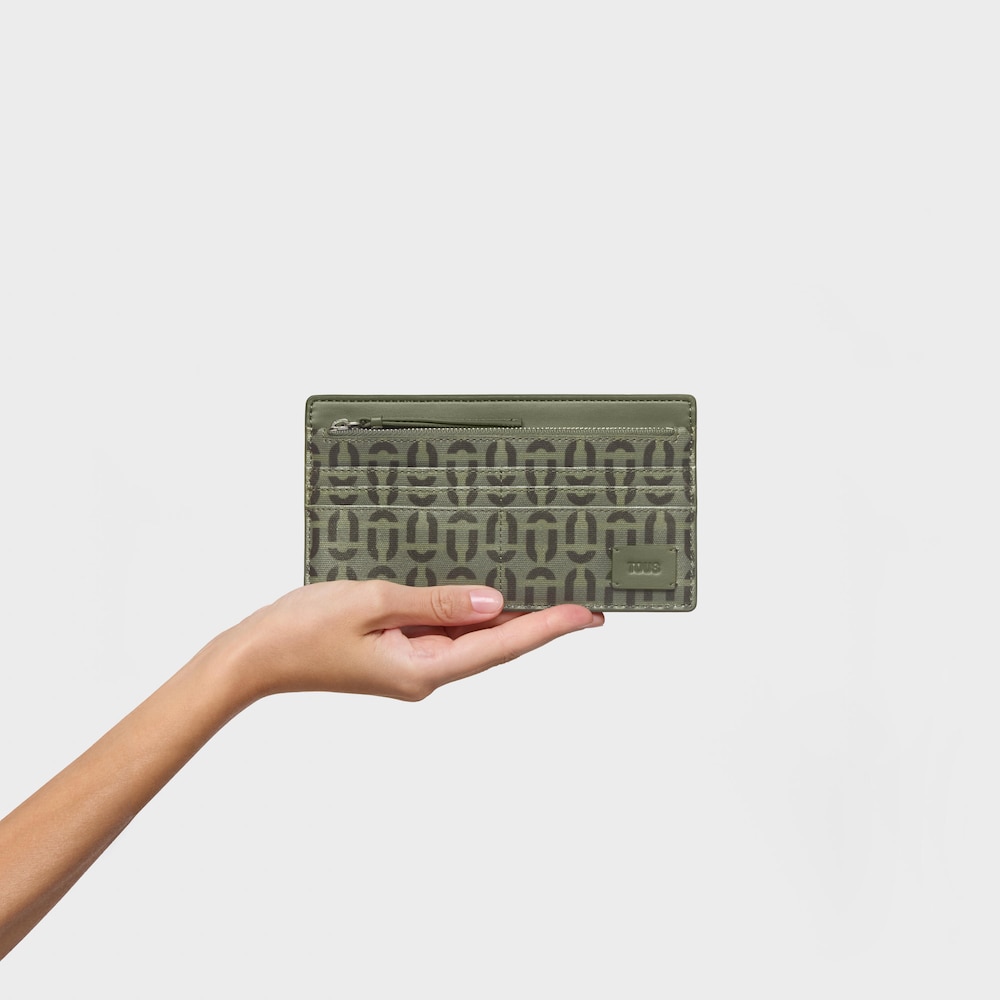 &Mu;&epsilon;&gamma;ά&lambda;&omicron; &pi;&omicron;&rho;&tau;&omicron;&phi;ό&lambda;&iota; TOUS Double Way Manifesto &sigma;&epsilon; &chi;&alpha;&kappa;ί &chi;&rho;ώ&mu;&alpha;