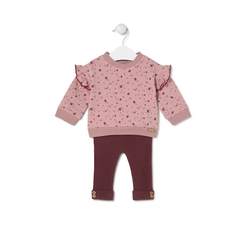 Girls outfit in Garnet pink