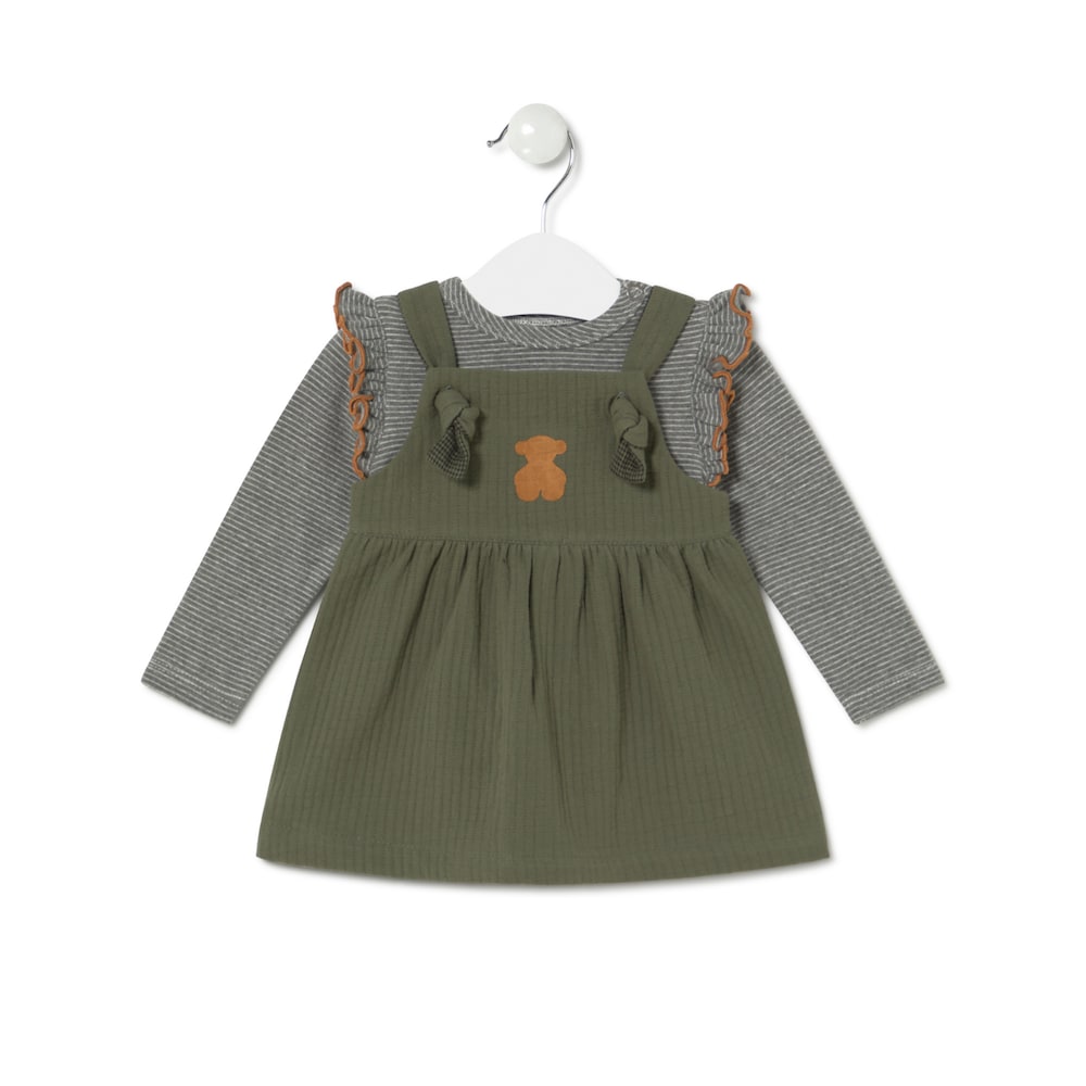 Girls outfit in Green green