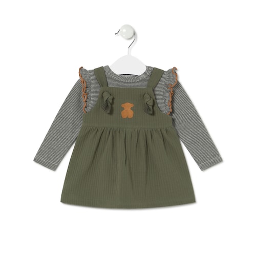 Girls outfit in Green green