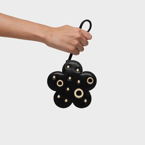 Monedero negro TOUS Motifs Daisy Studs
