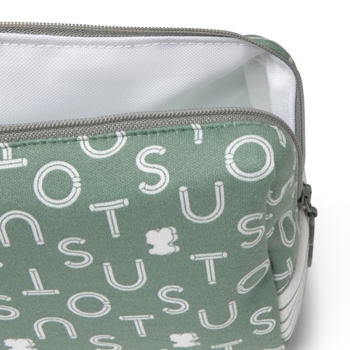 Toiletry bag in Soft green