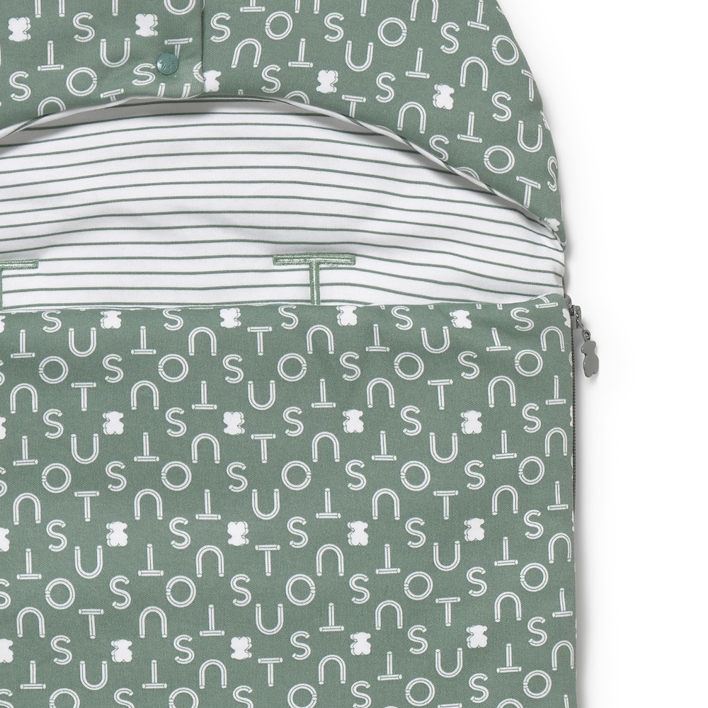 Universal-fit baby footmuff in Soft green