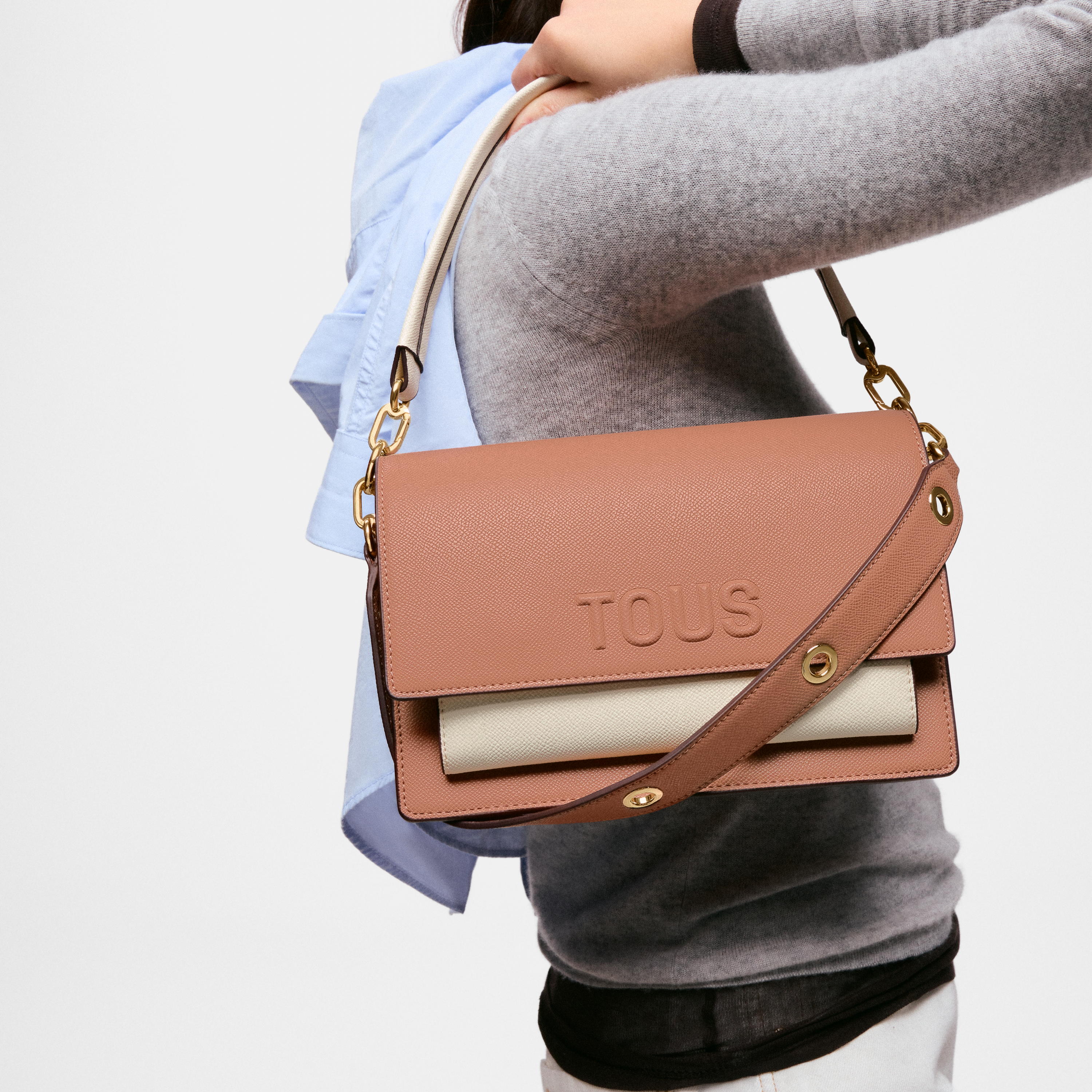 Medium mocha-colored Crossbody bag TOUS Audree Saffiano | TOUS
