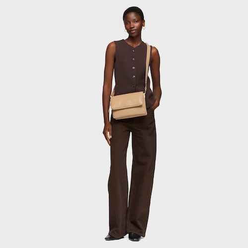 Středně velk&aacute; Crossbody kabelka v&nbsp;p&iacute;skov&eacute; barvě TOUS Audree Soft