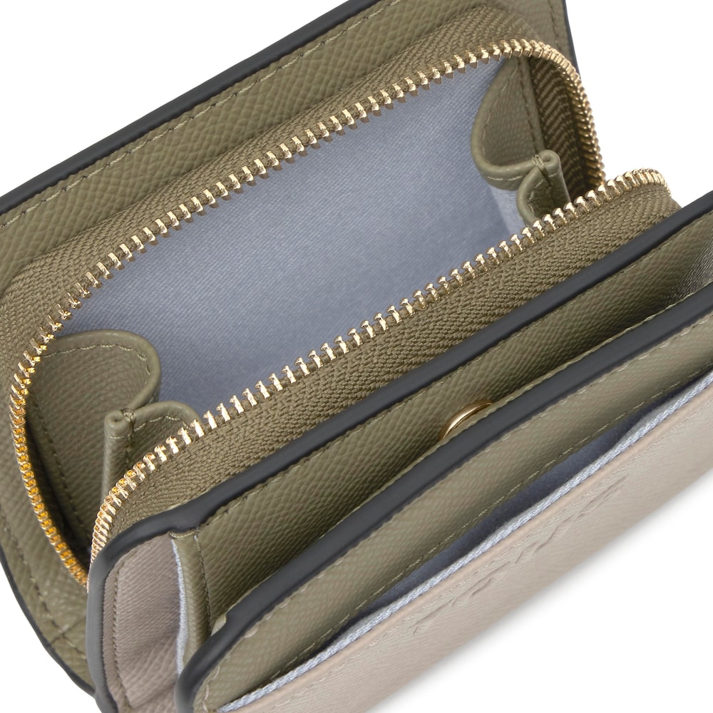 Středně velk&aacute; Peněženka na karty v&nbsp;&scaron;edohněd&eacute; a&nbsp;zelen&eacute; barvě TOUS Doble Audree Saffiano