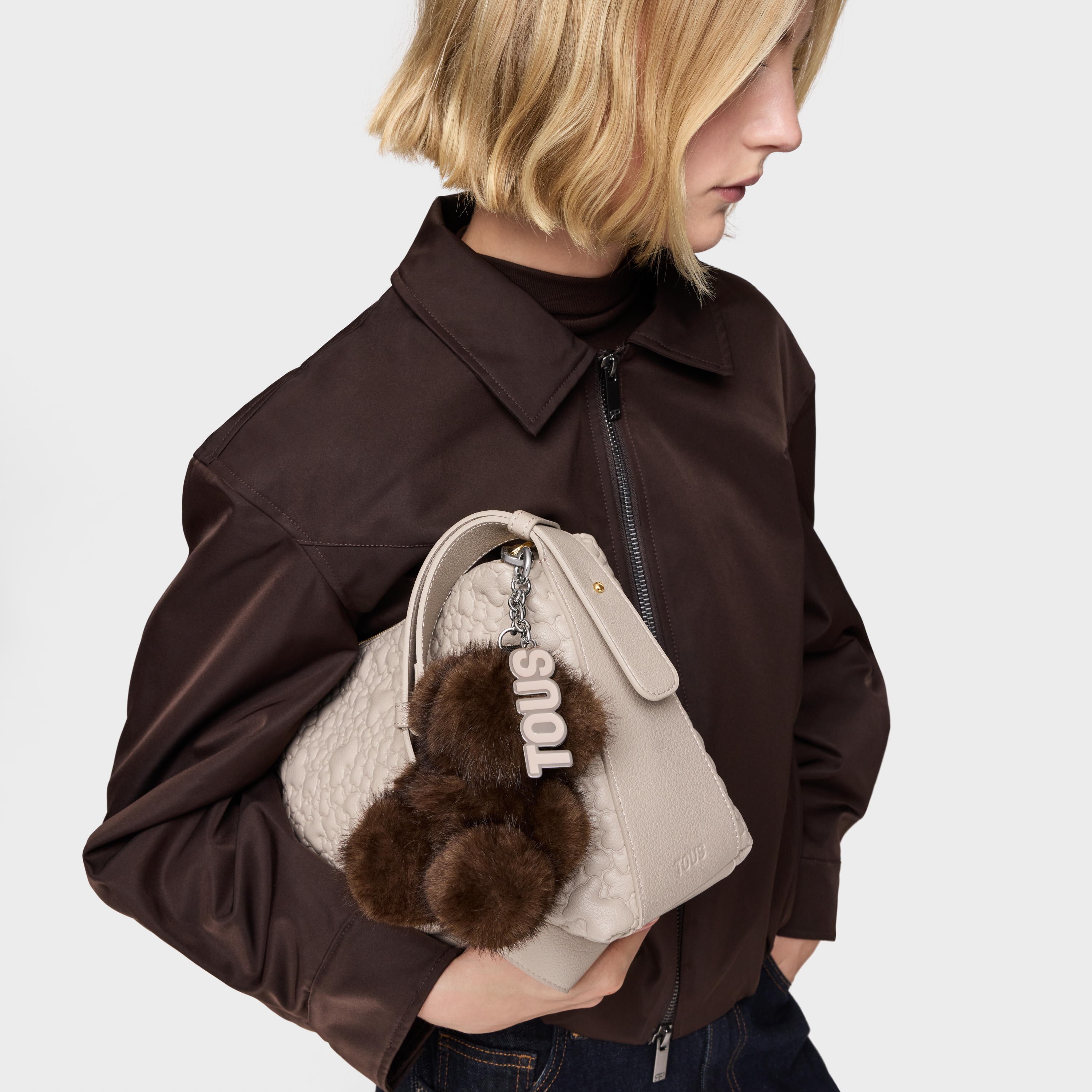 Brown Key ring Bold Bear Wild