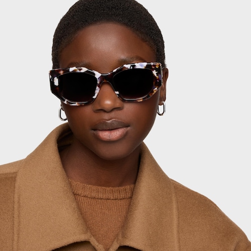 Gafas de sol en color havana Logo