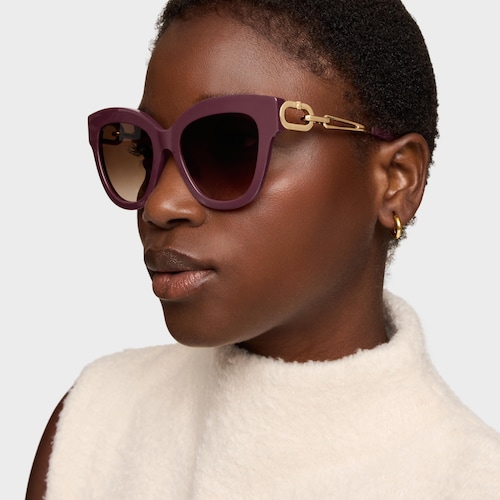 Gafas de sol en color burdeos Hold