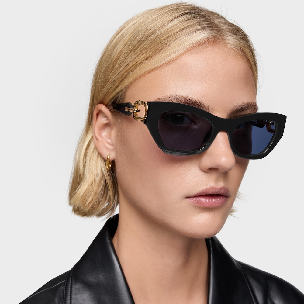 Gafas de sol en color negro Hold