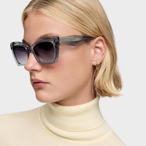 Gafas de sol en color gris Faceted Logo