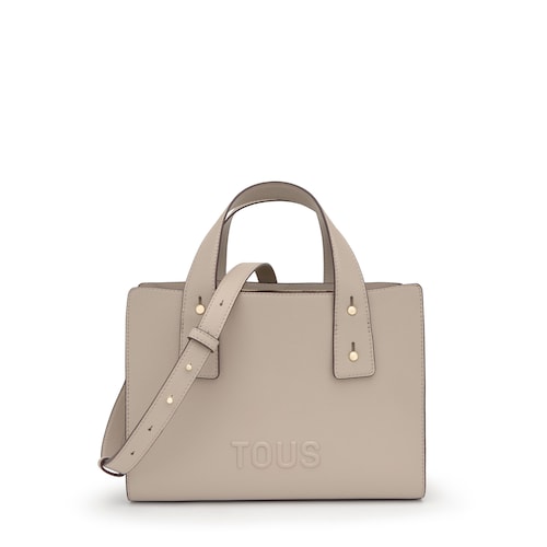 &Mu;&epsilon;&sigma;&alpha;ί&omicron;&upsilon; &mu;&epsilon;&gamma;έ&theta;&omicron;&upsilon;&sigmaf; &tau;&sigma;ά&nu;&tau;&alpha; city TOUS Back to Basics &sigma;&epsilon; &tau;&alpha;&mu;&pi;ά &chi;&rho;ώ&mu;&alpha;