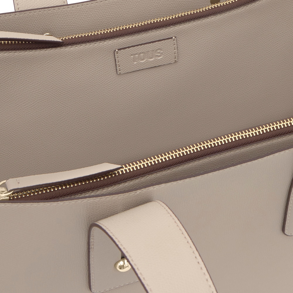 &Mu;&epsilon;&gamma;ά&lambda;&eta; &tau;&sigma;ά&nu;&tau;&alpha; city TOUS Back to Basics &sigma;&epsilon; &tau;&alpha;&mu;&pi;ά &chi;&rho;ώ&mu;&alpha;