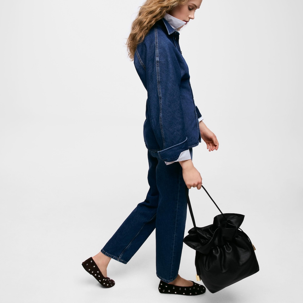 Stredne veľk&aacute; čierna Kabelka kožen&eacute; typu bucket TOUS Heritage