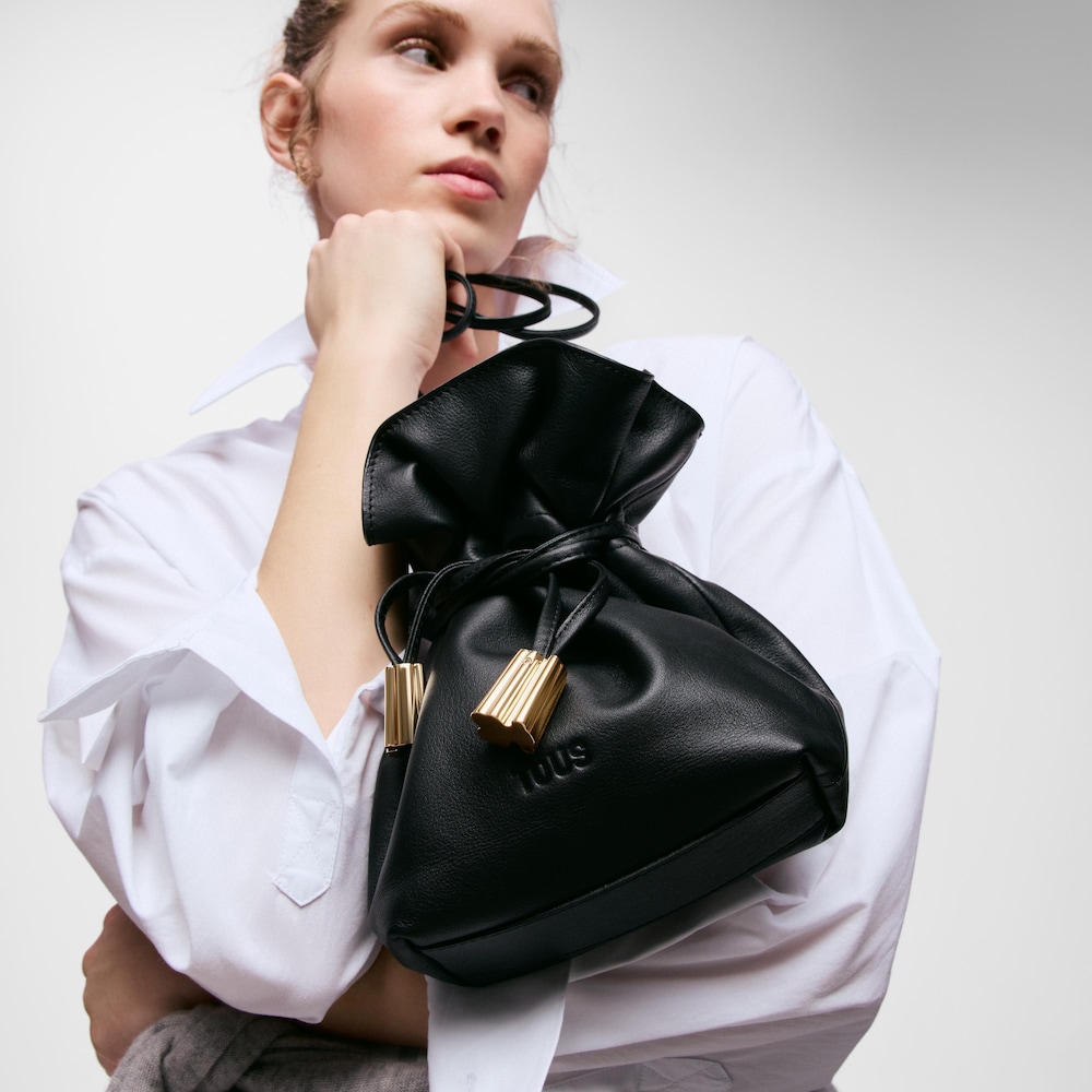 Bombonera negra peque&ntilde;a de piel Tous Heritage