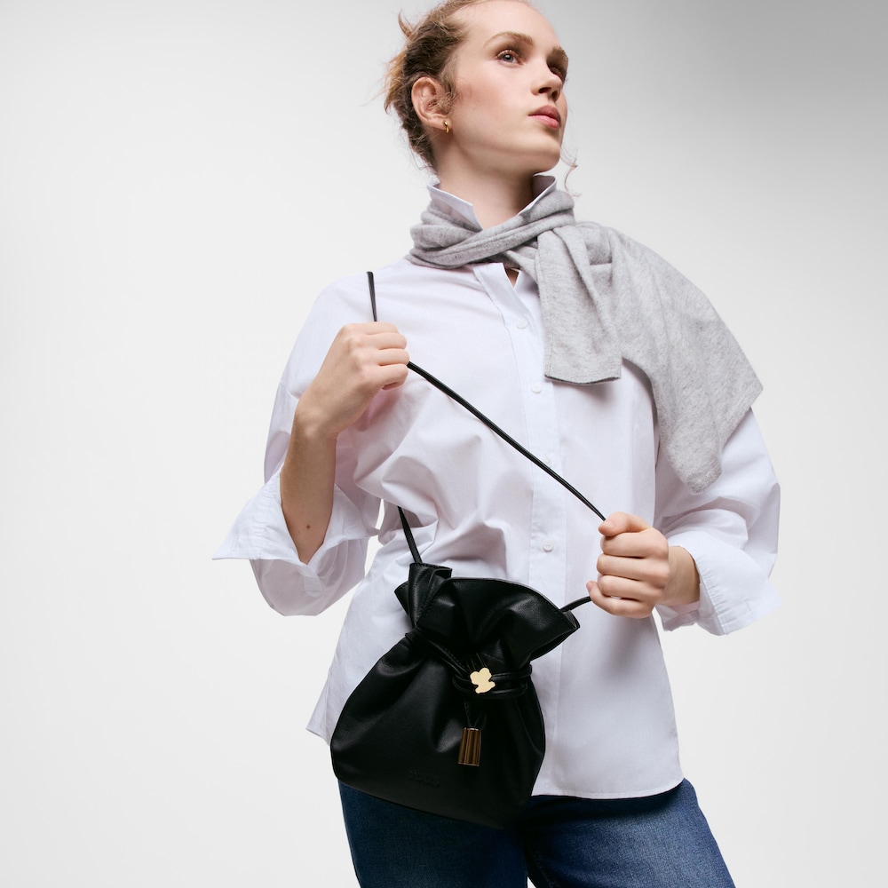 Bombonera negra peque&ntilde;a de piel Tous Heritage