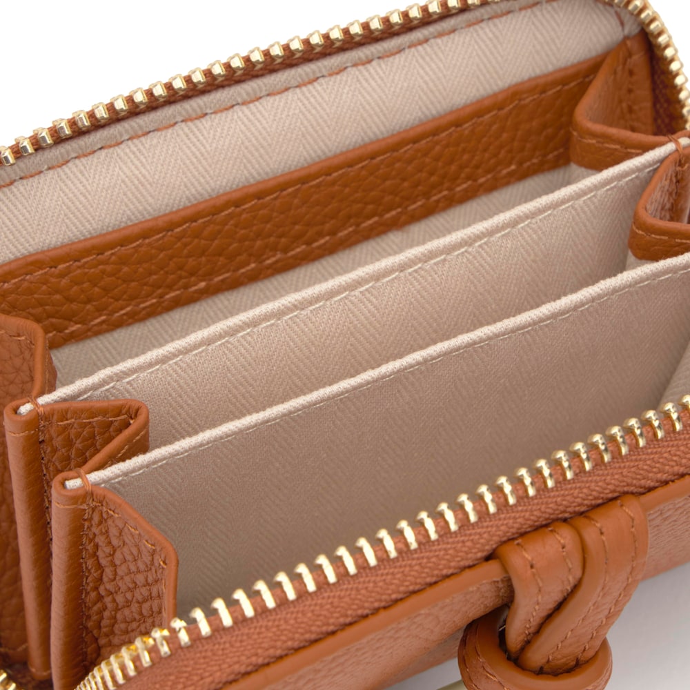 Peněženka na mince ve velbloud&iacute; hněd&eacute; barvě TOUS Hold