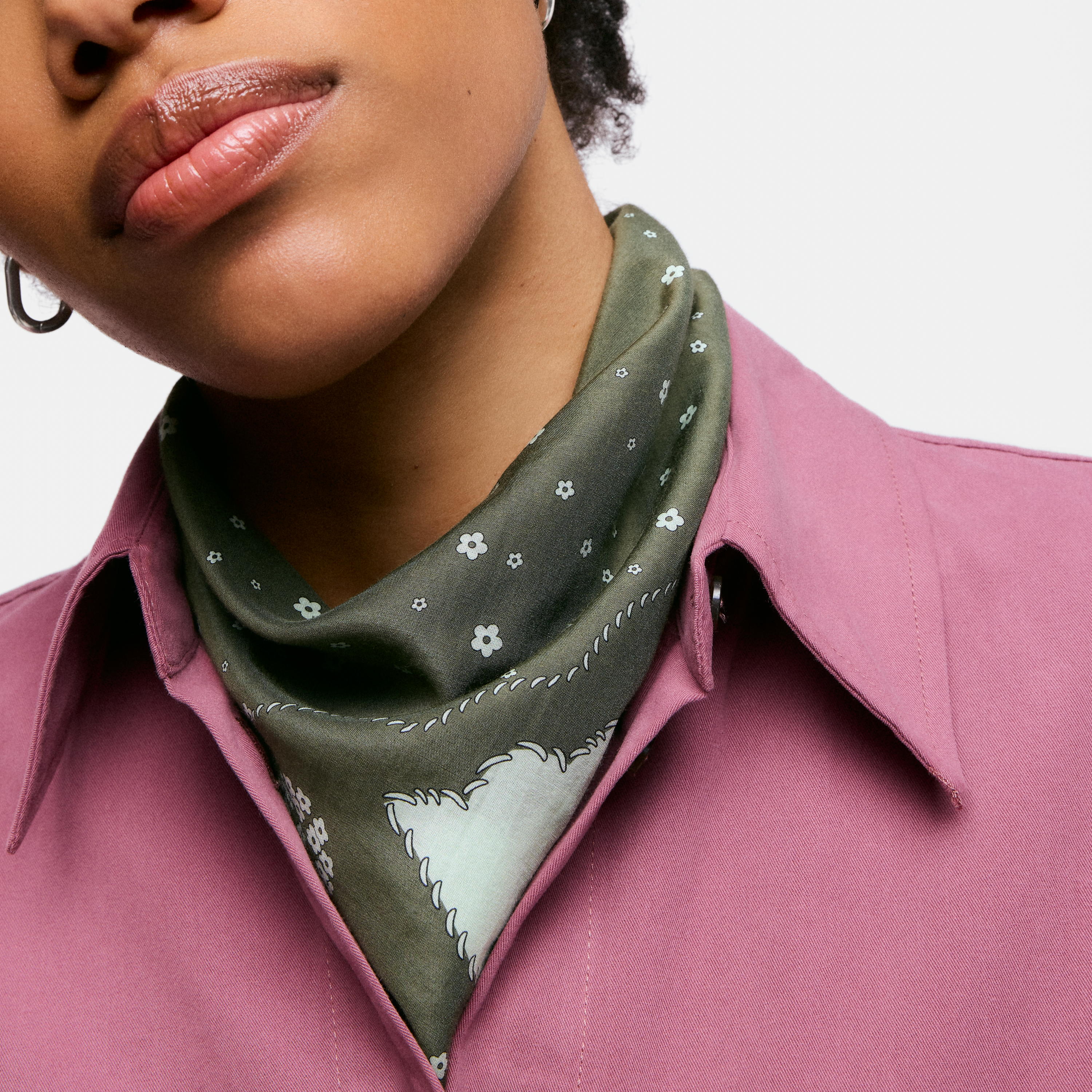Square khaki Scarf TOUS Motifs Paisley
