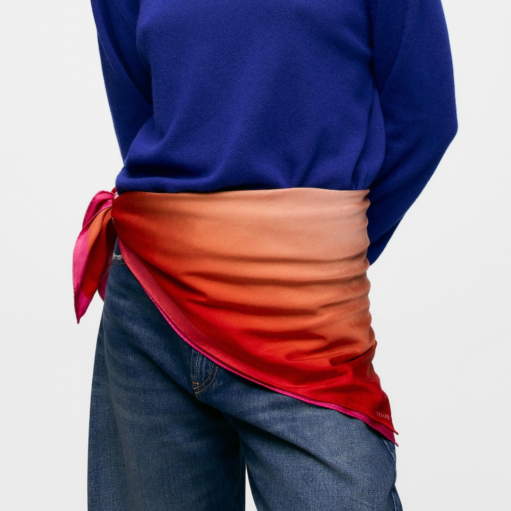 Pa&ntilde;uelo cuadrado morado TOUS Double Way Gradient