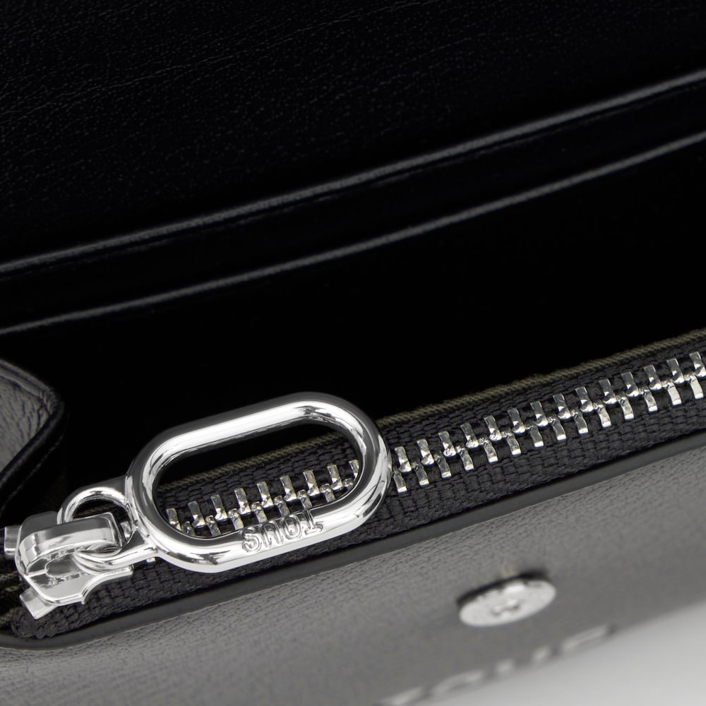 &Pi;&omicron;&rho;&tau;&omicron;&phi;ό&lambda;&iota; &sigma;&epsilon; &mu;&alpha;ύ&rho;&omicron; &chi;&rho;ώ&mu;&alpha; TOUS Jewelry Studs