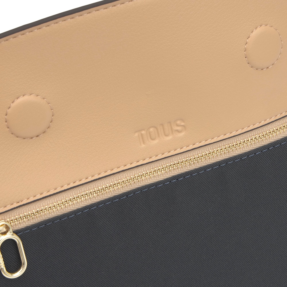 &Tau;&sigma;ά&nu;&tau;&alpha; city &sigma;&tau;&omicron; &chi;&rho;ώ&mu;&alpha; &tau;&eta;&sigmaf; ά&mu;&mu;&omicron;&upsilon; TOUS Jewelry Studs