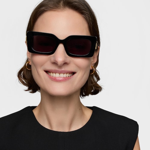 Gafas de sol en color negro Hold