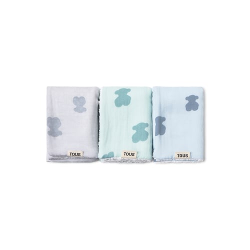 Light blue HFluffy baby mini towels