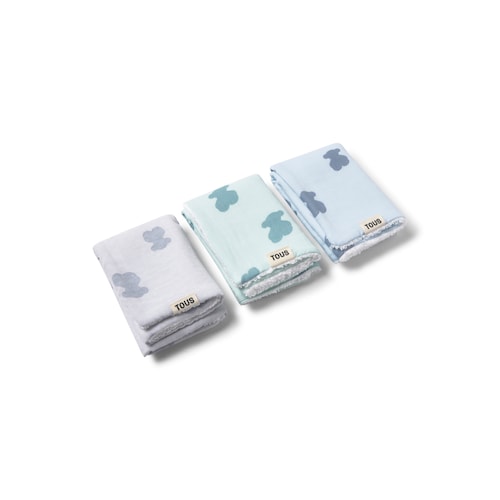 Light blue HFluffy baby mini towels