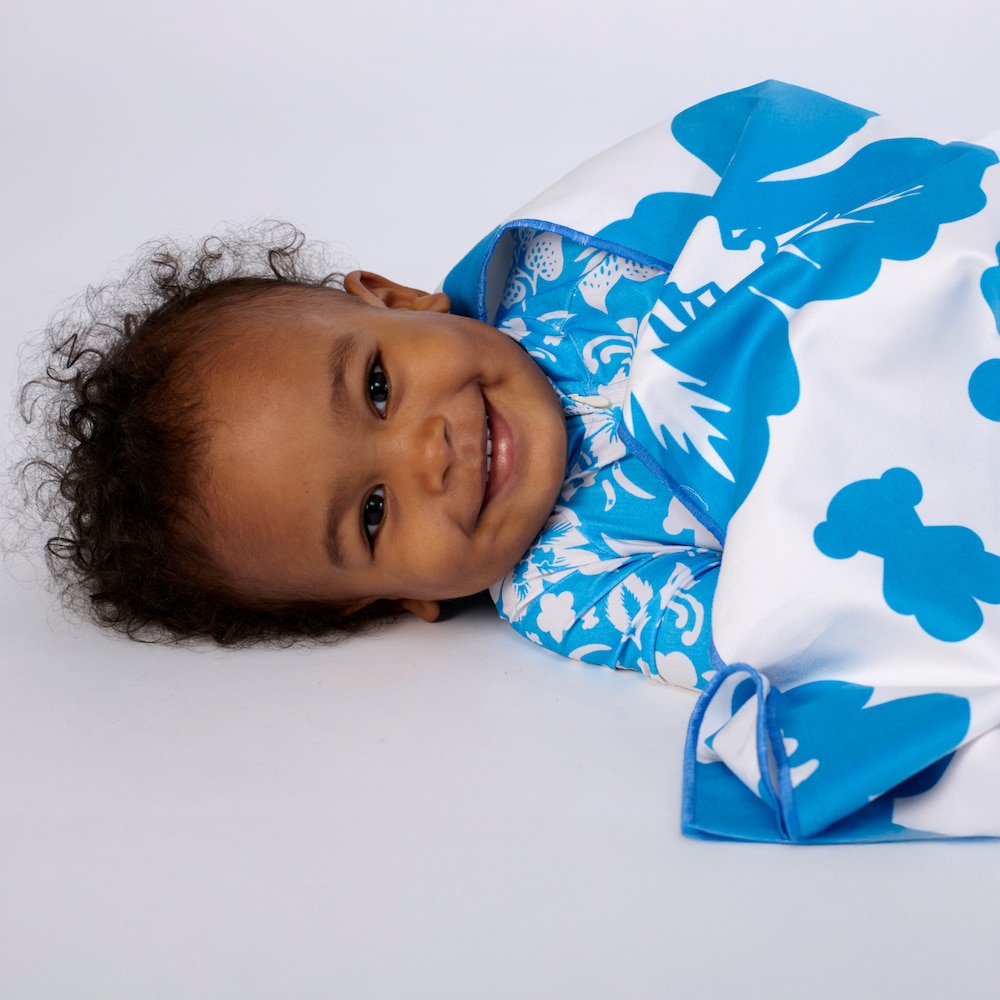 Toalla de playa de microf&iacute;bra Flower rosa