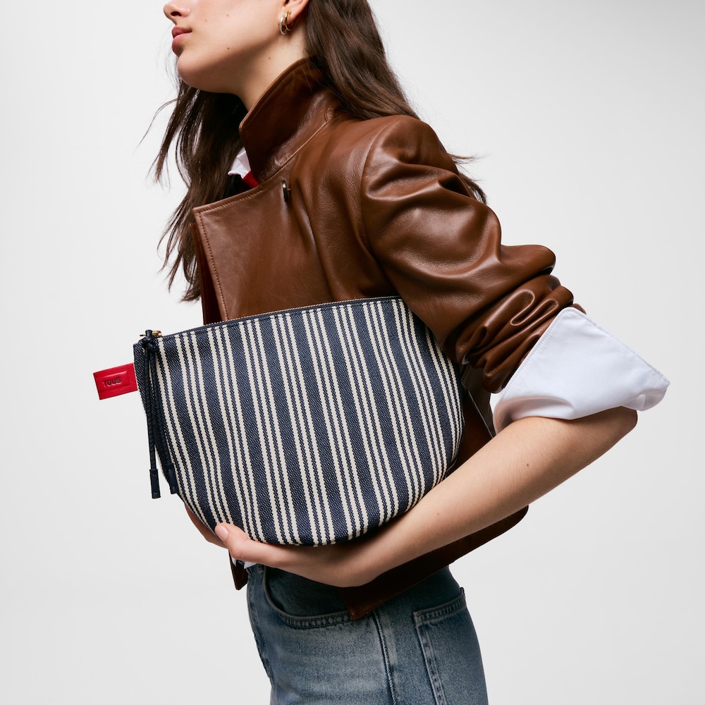 TOUS Icons navy blue heart toiletry bag